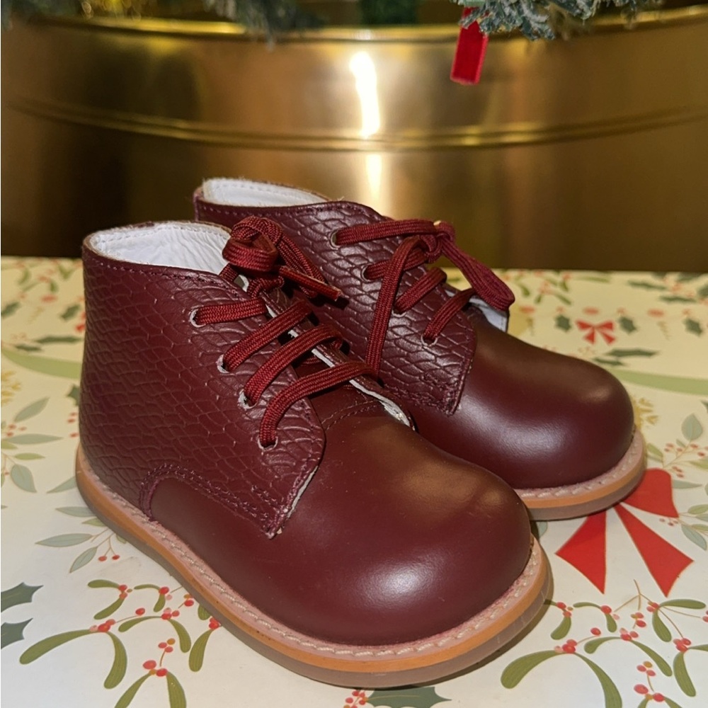 Dress shoes